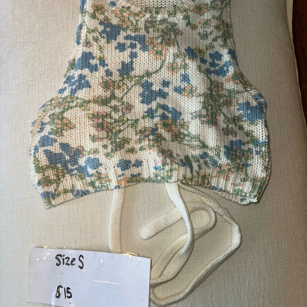 Lizard Thicket Floral Knit Tank Top - Blue and Green